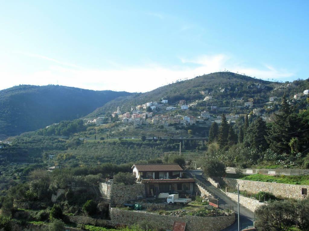 Ca' Bruna Hotel Pietra Ligure Buitenkant foto